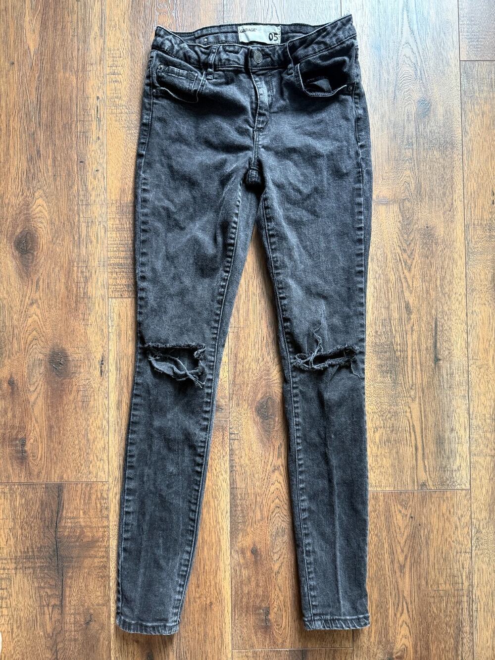 Garage Indie Sleaze High Waist Black Distressed Ripped Skinny Jegging Size 5